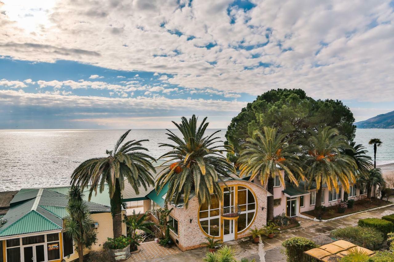 Old Gagra Hotel Luaran gambar