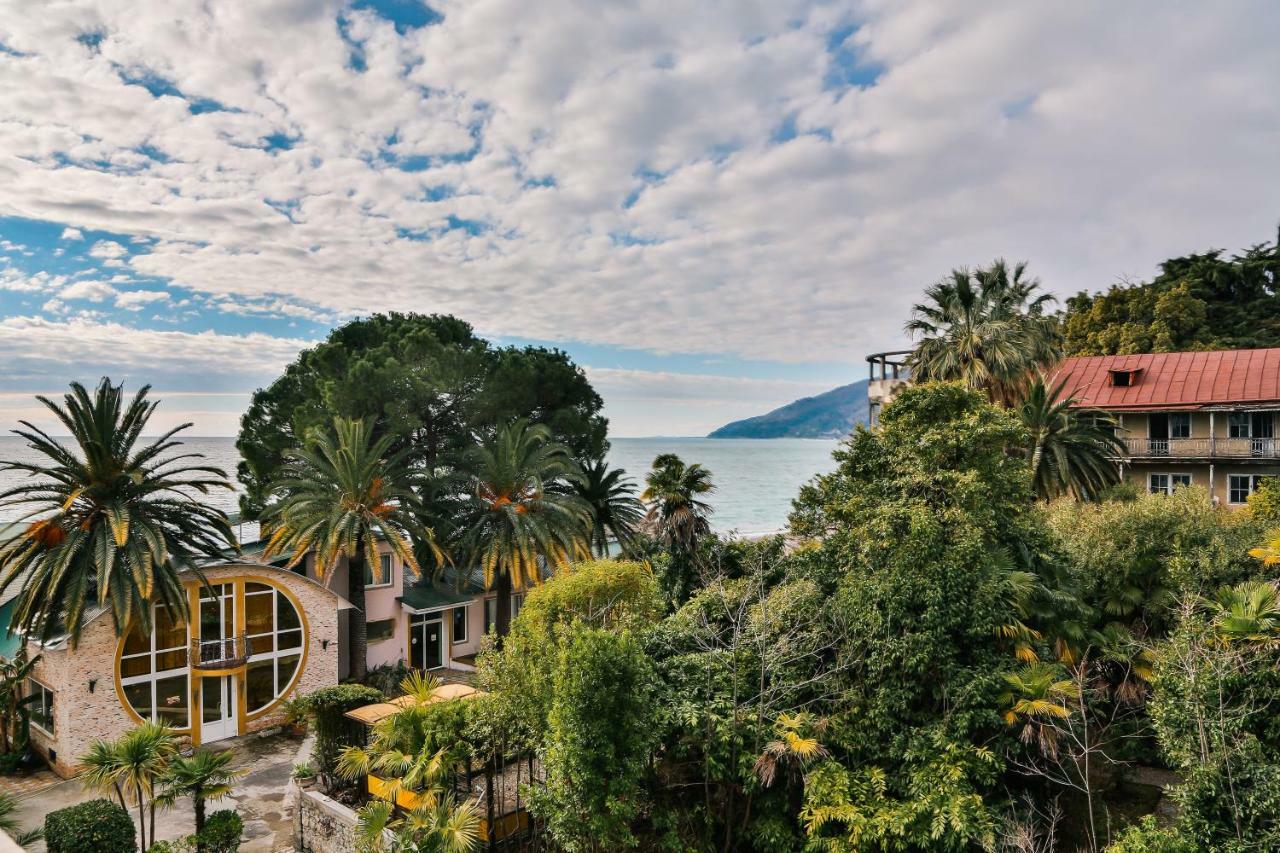 Old Gagra Hotel Luaran gambar
