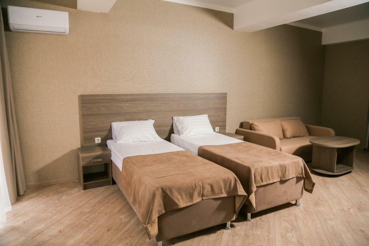 Old Gagra Hotel Luaran gambar