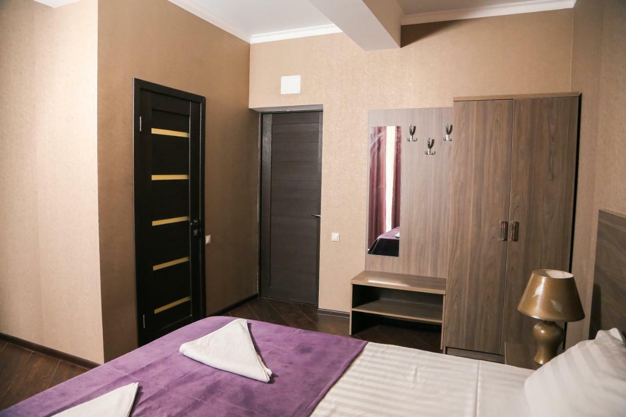 Old Gagra Hotel Luaran gambar