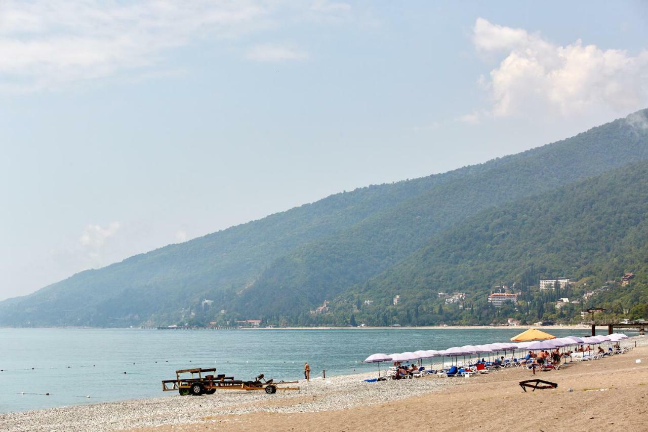 Old Gagra Hotel Luaran gambar